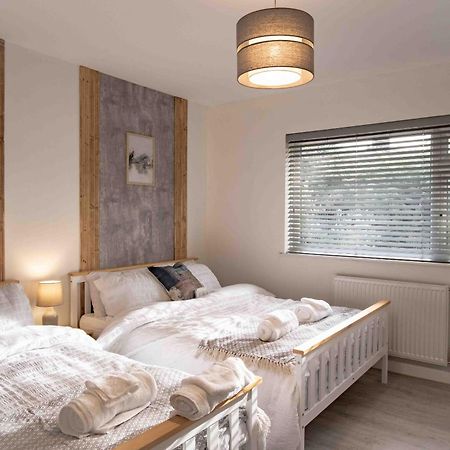 Cross Lane Cottage พัดซีย์ ภายนอก รูปภาพ