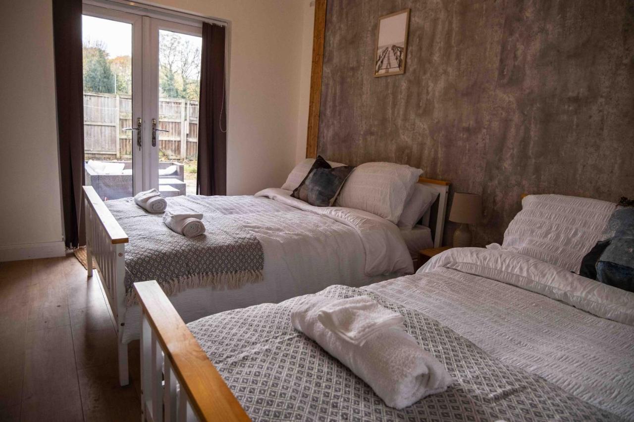 Cross Lane Cottage พัดซีย์ ภายนอก รูปภาพ
