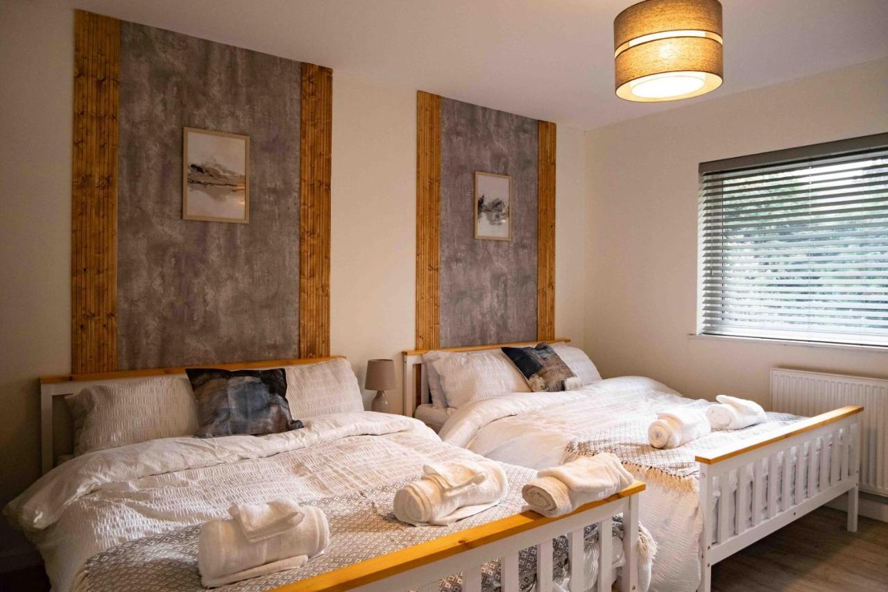Cross Lane Cottage พัดซีย์ ภายนอก รูปภาพ