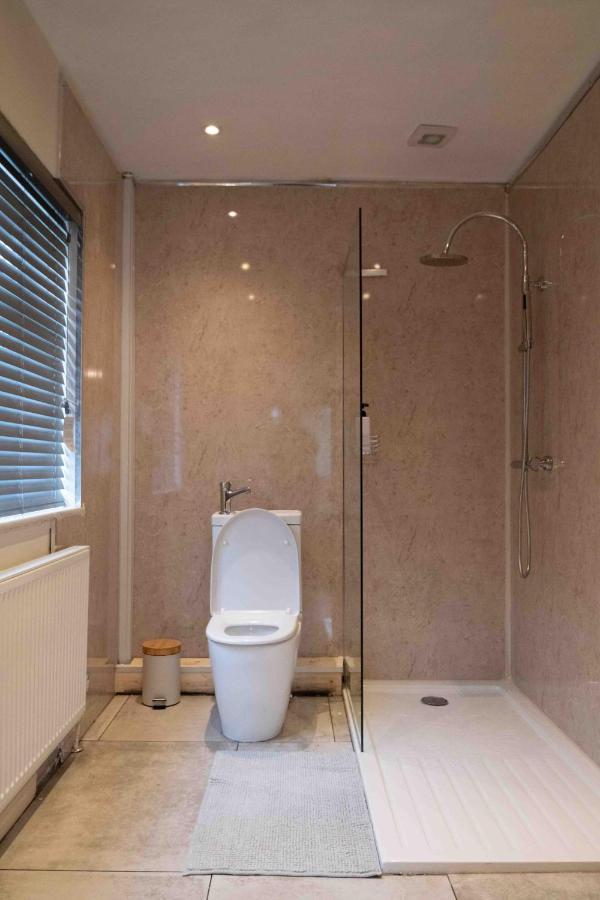 Cross Lane Cottage พัดซีย์ ภายนอก รูปภาพ