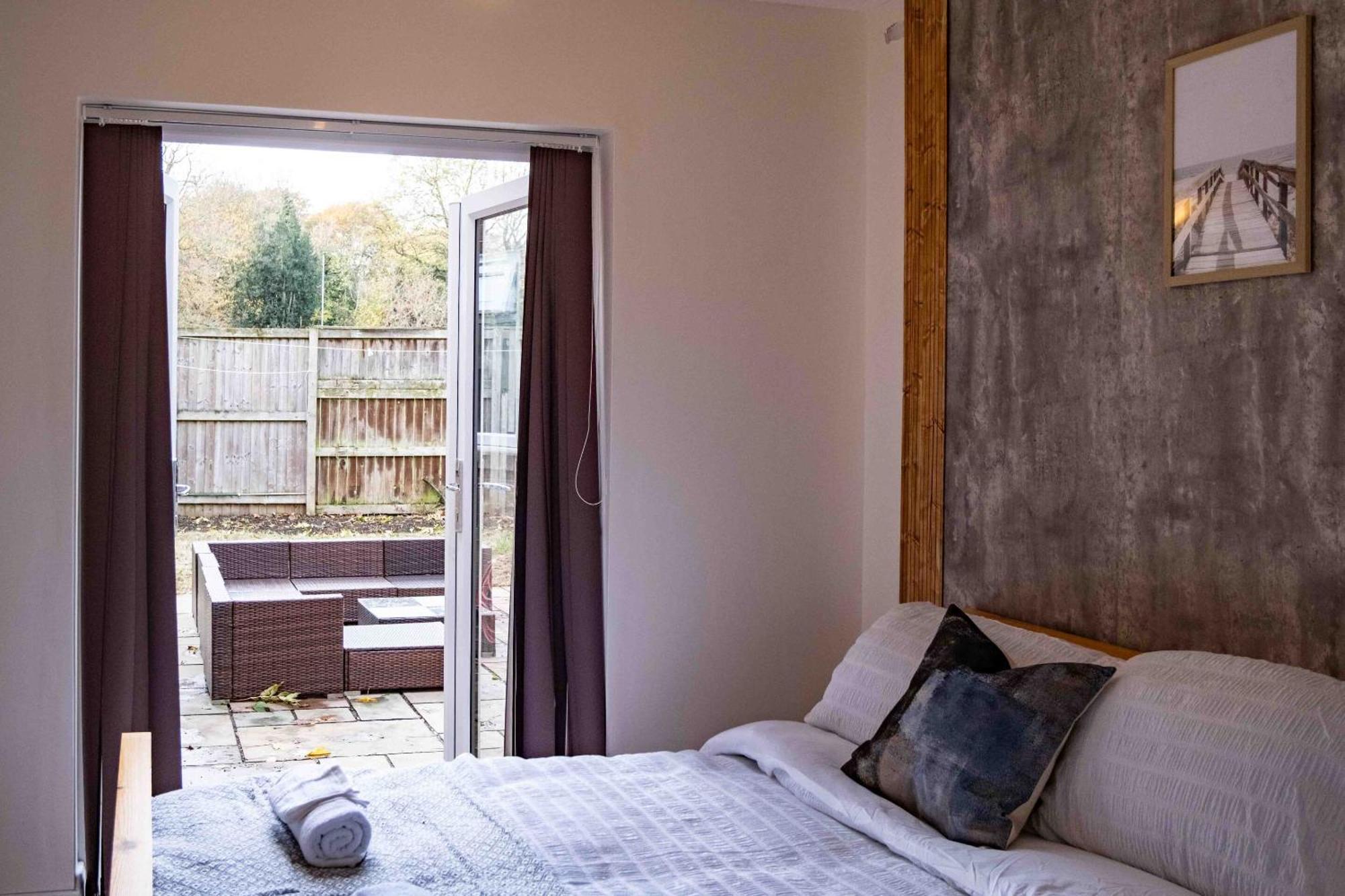 Cross Lane Cottage พัดซีย์ ภายนอก รูปภาพ